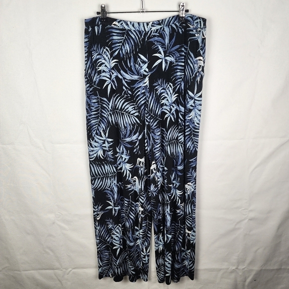 J Jill Wearever Collection Full Leg Tropical Print Lounge Pants Size Medium - Picture 1 of 6